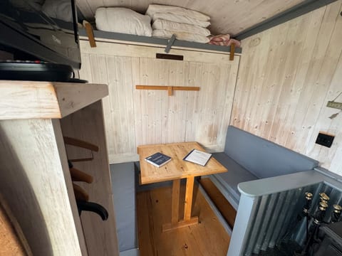 Hidden Hut Shepards Hut Sleeps 2