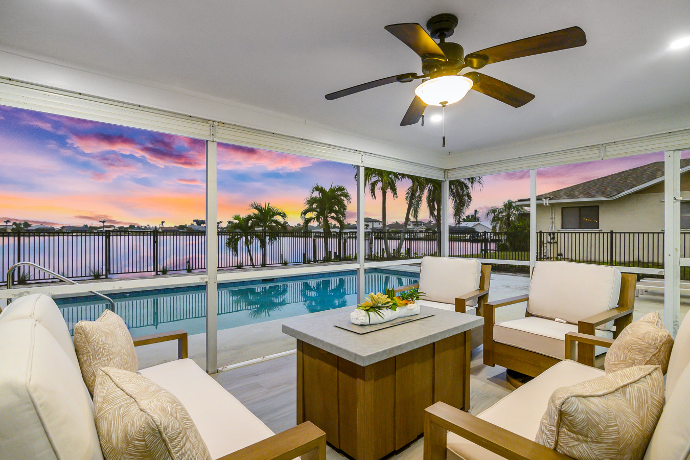 "sunrise-paradise:-waterfront"/