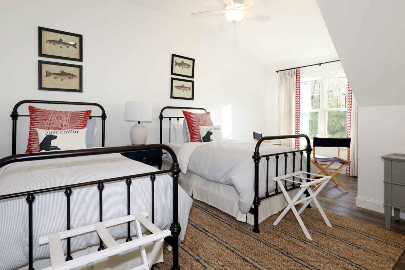 scenic-4bror3ba-contemporary-lake-burton-home-w-hot-tub/