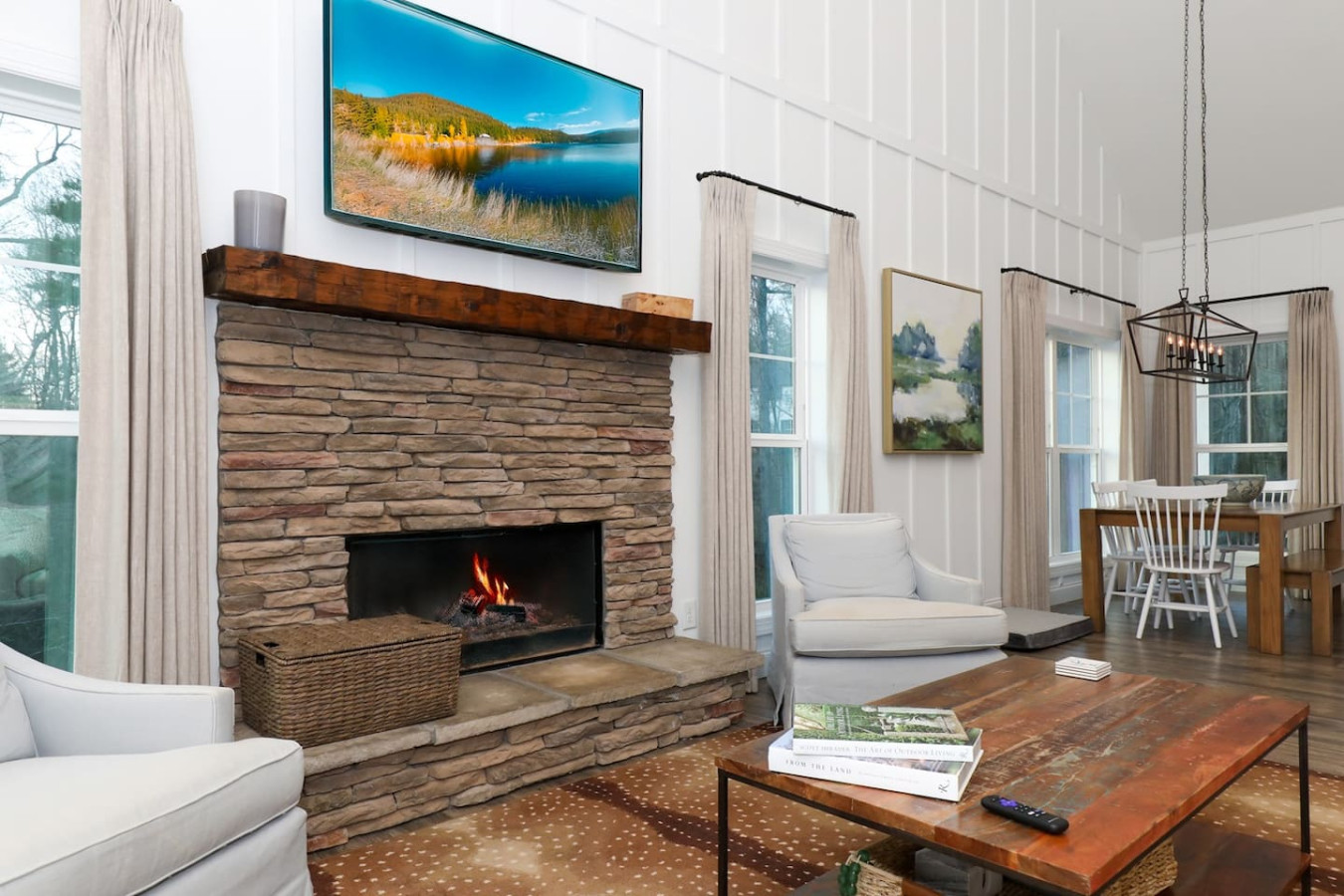 scenic-4bror3ba-contemporary-lake-burton-home-w-hot-tub/