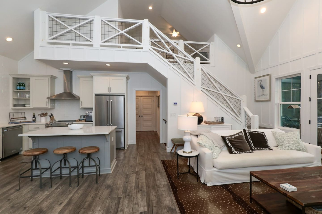 scenic-4bror3ba-contemporary-lake-burton-home-w-hot-tub/