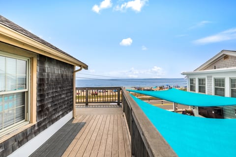 Partial Ocean View Studio | 2 Doubles + Kitchenette (107)