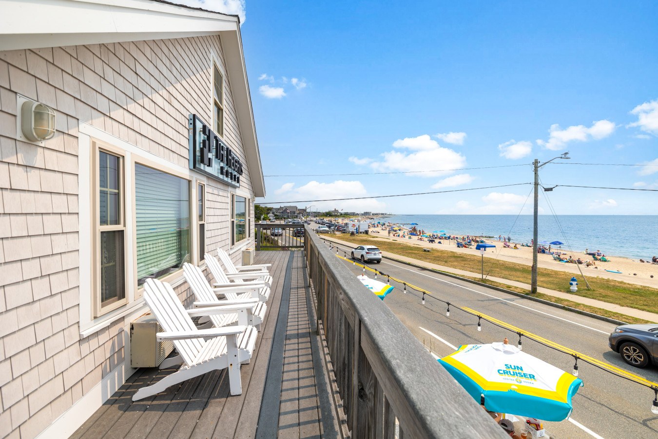 beachfront-studio-or-kitchenette-and-2-double-beds-(104)/