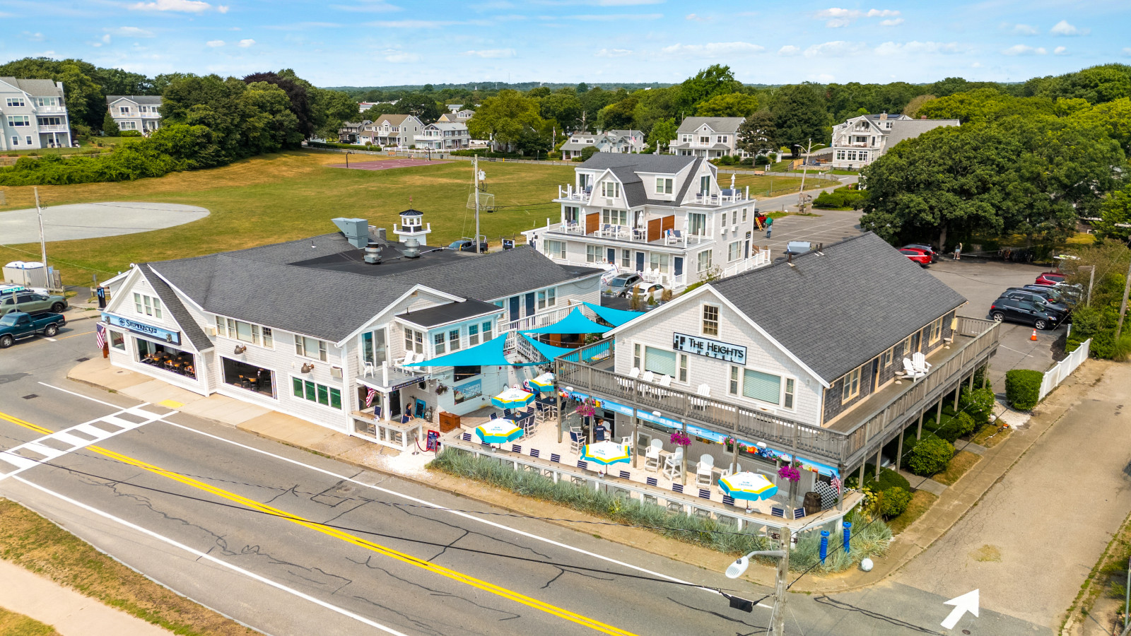 king-room-w-partial-ocean-view-above-restaurant-(203)/
