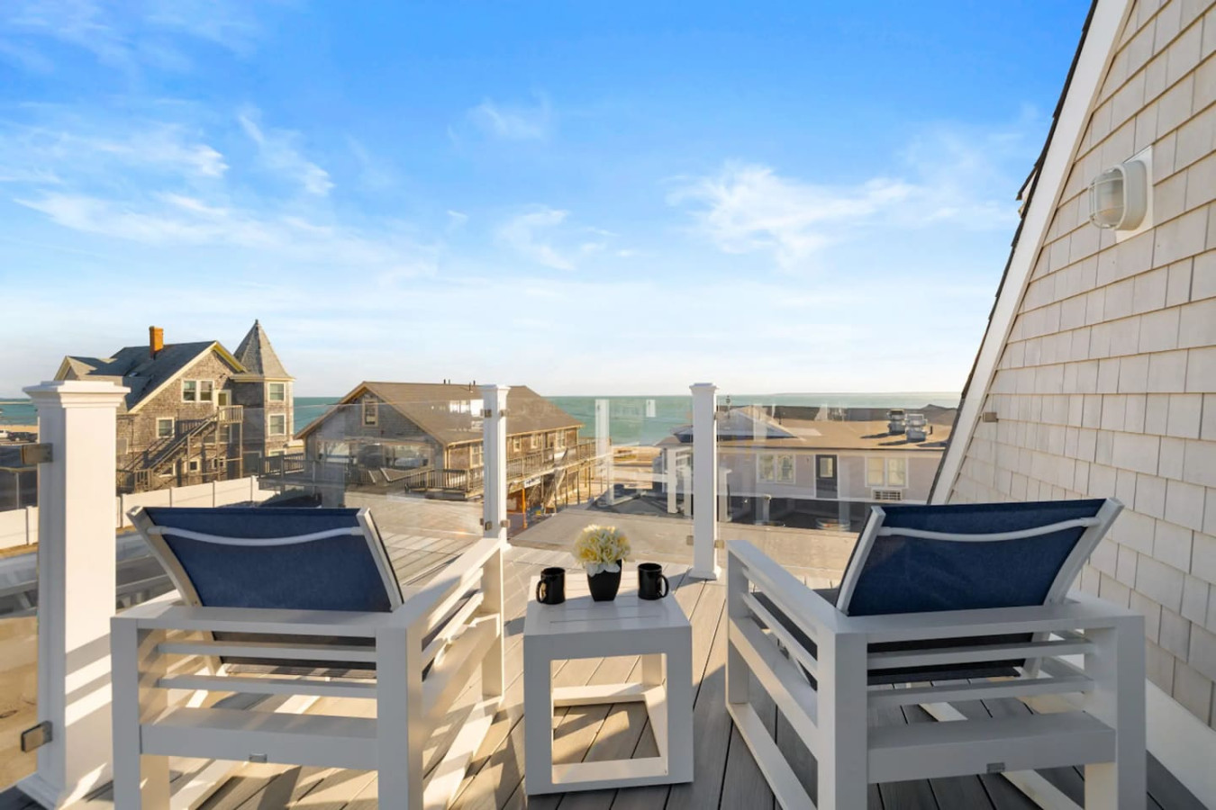 Ocean Deck 2 Queen Bed Luxury Retreat