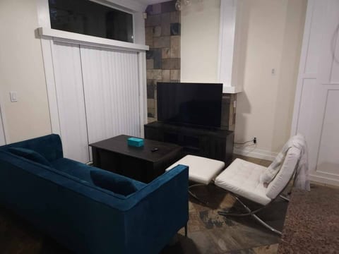 Corporate 2BR Townhouse in city center