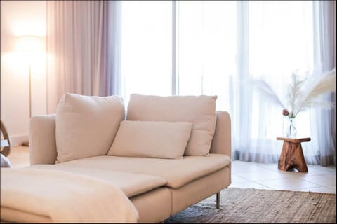 The South Beach Condo I Balcony | Full Amenities