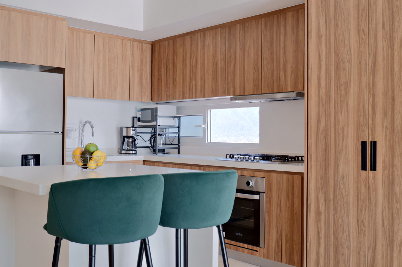 comfortable-1-bedroom-beachfront-with-great-views/