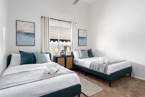 Cozy Glendale Home