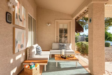 Cozy Glendale Home