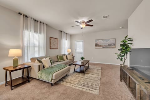 Cedar Park Temporary Stay 4BR