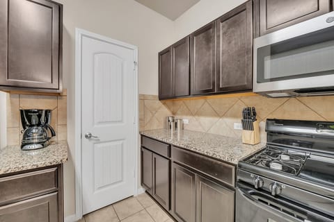 Cedar Park Temporary Stay 4BR