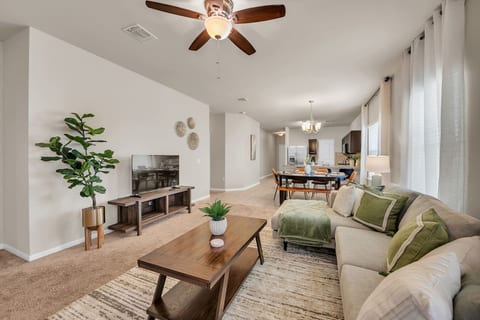 Cedar park temporary house 4 b