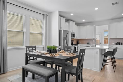 San Marcos Corporate Stay 5Bed