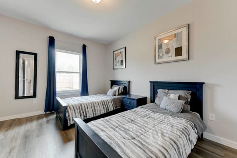 Spacious 6 Bedroom House