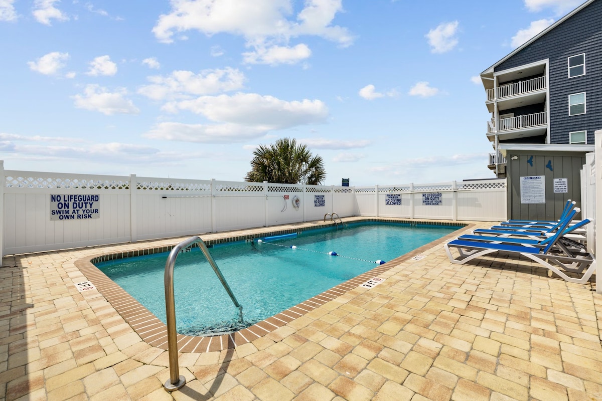 Pool and loungers to enjoy the sun if you don't want to head out to the beach