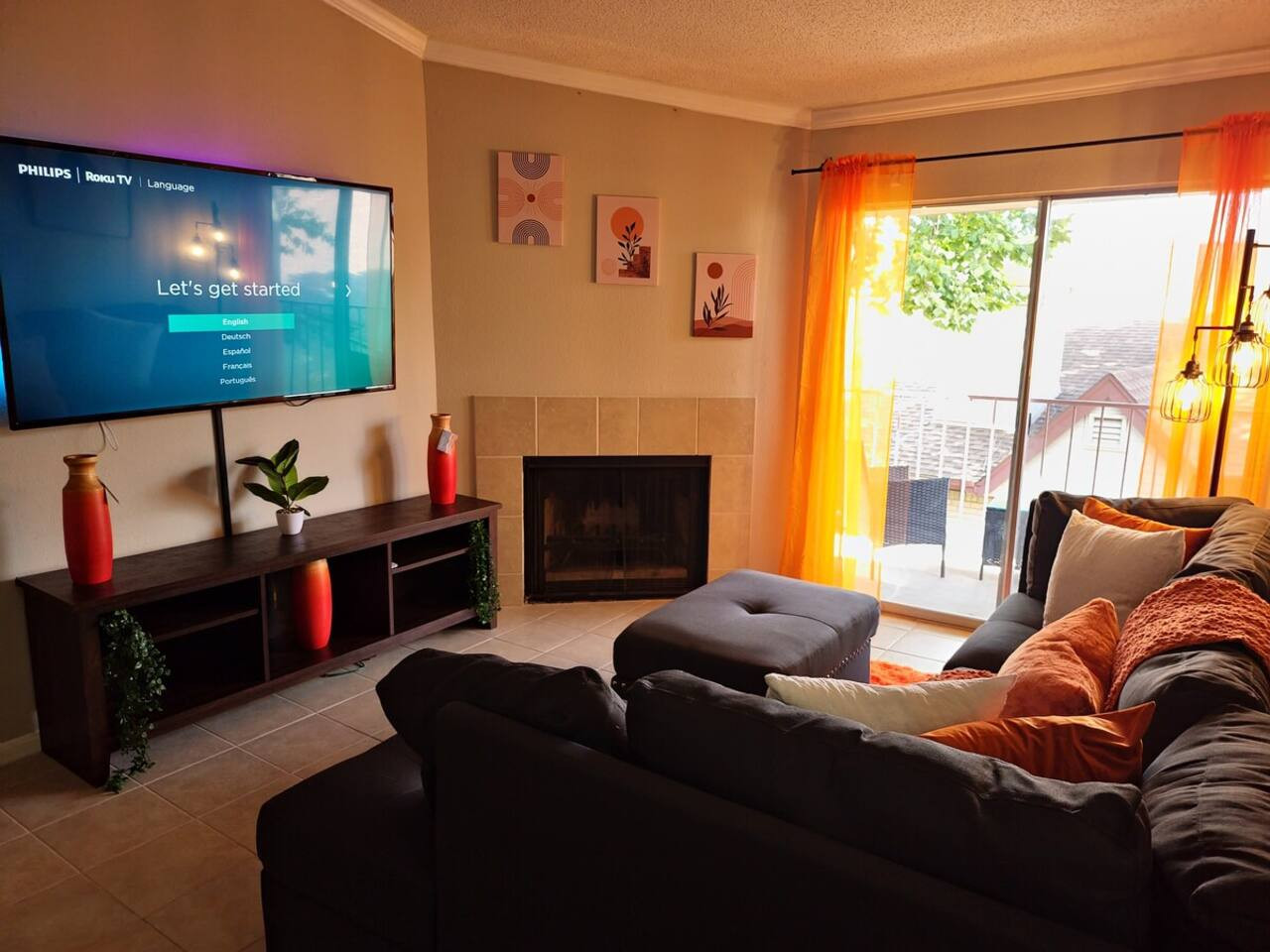 quiet-and-stylish-retreat-near-nrg-at-tx-med-cntr/