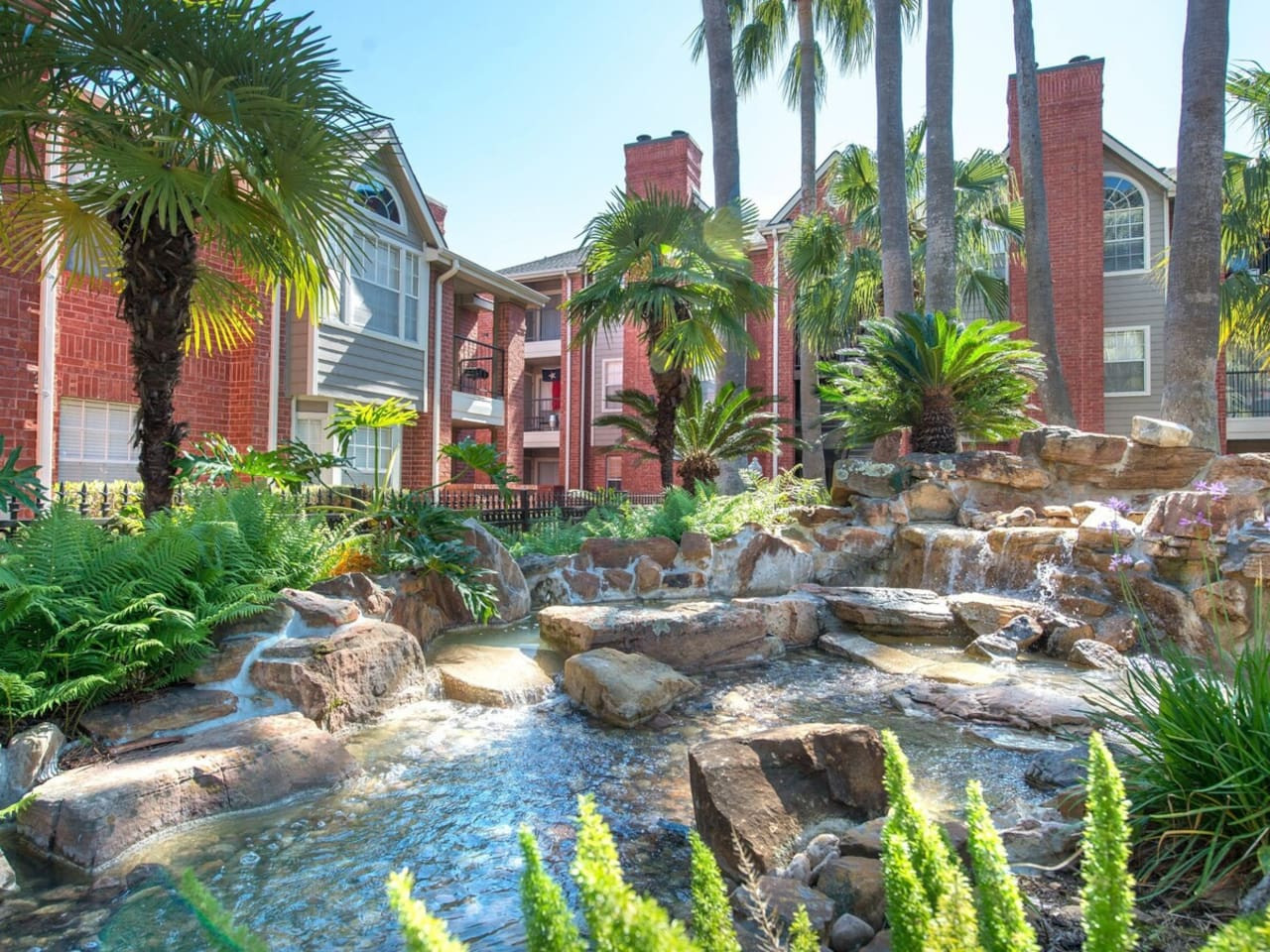 med-center-charm:-2br-haven/