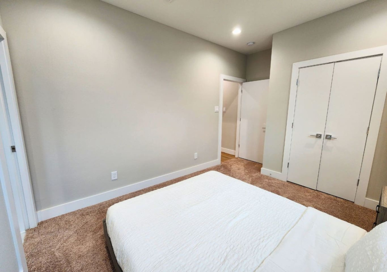 Cozy Family Getaway | Gated Home Near Downtown - Houston Cozy Family Getaway | Gated Home Near Downtown - Houston