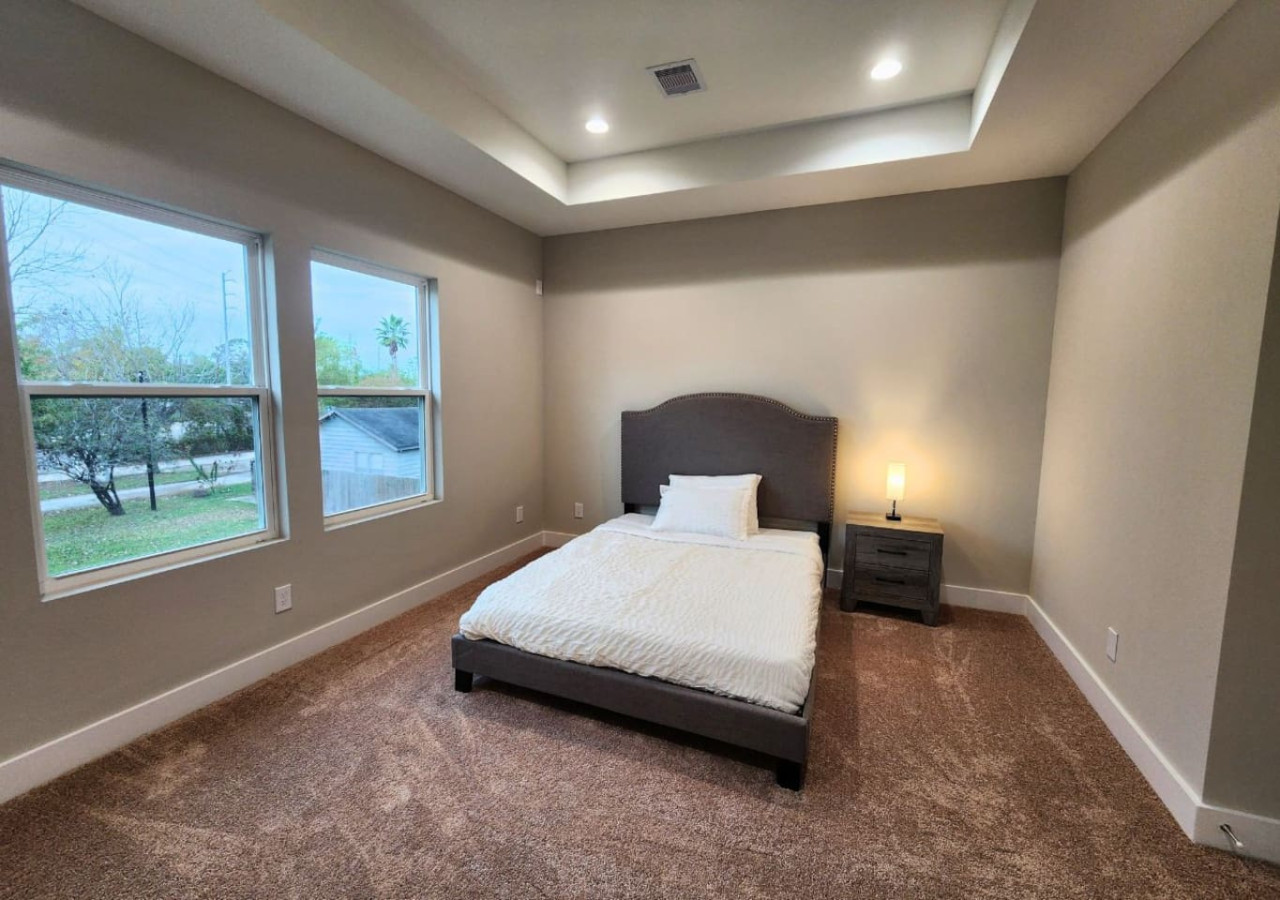 Cozy Family Getaway | Gated Home Near Downtown - Houston Cozy Family Getaway | Gated Home Near Downtown - Houston