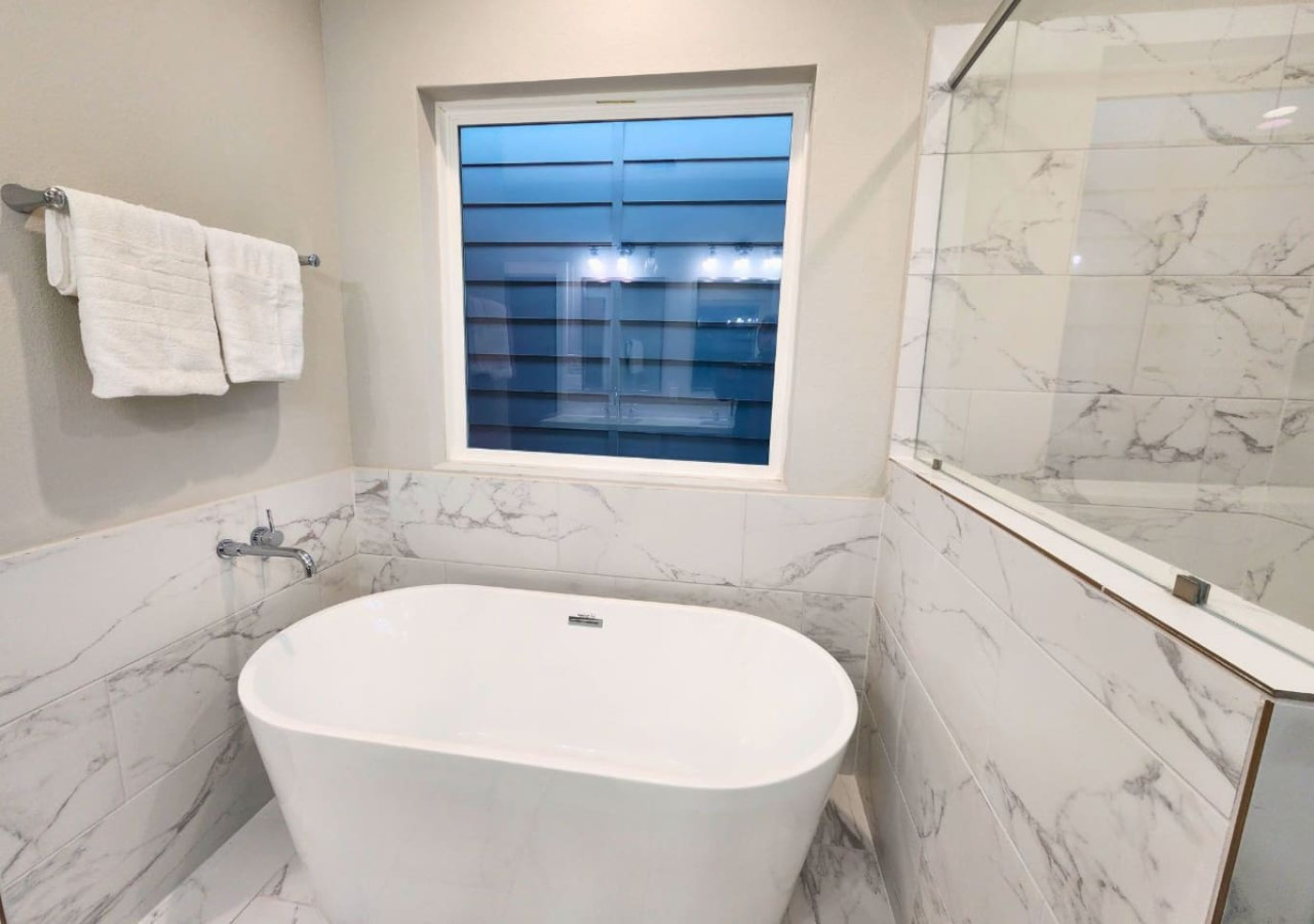 Cozy Family Getaway | Gated Home Near Downtown - Houston Cozy Family Getaway | Gated Home Near Downtown - Houston