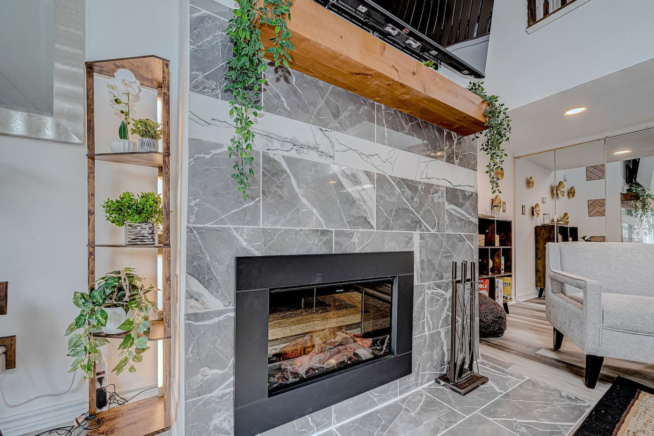 upscale-1br-condo-in-med-center/