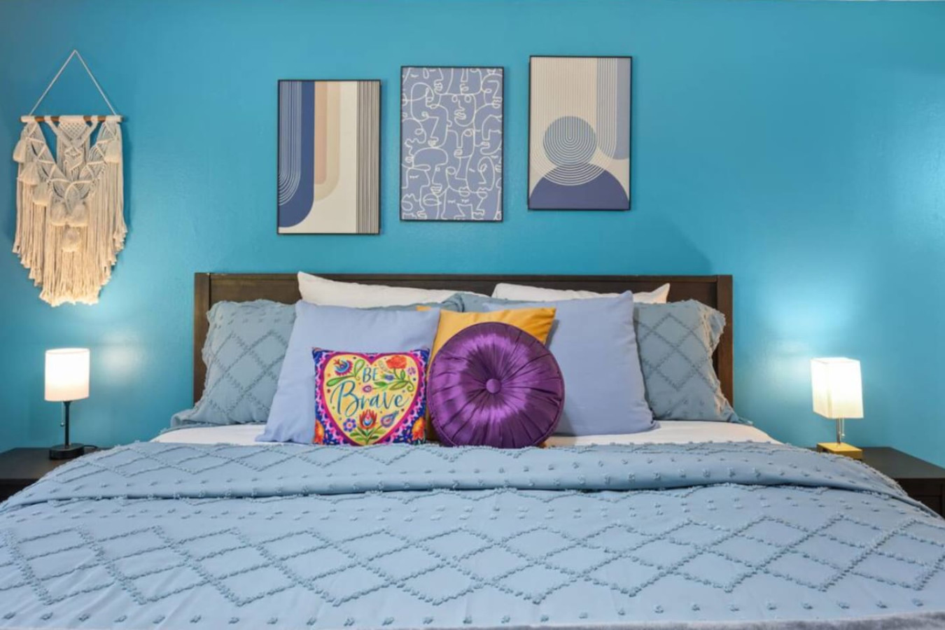 red-jordan-or-boho-style-vacation-home/