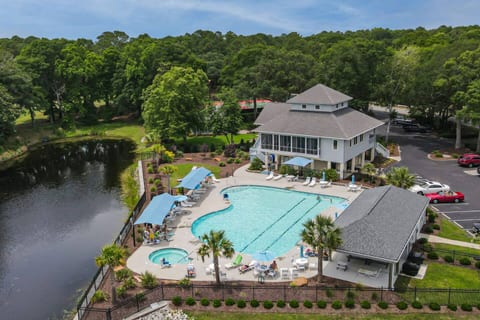 Maple Activity Center Pool & Hot Tub. Open seasonally April 1 - October 31, 9 am to dusk.