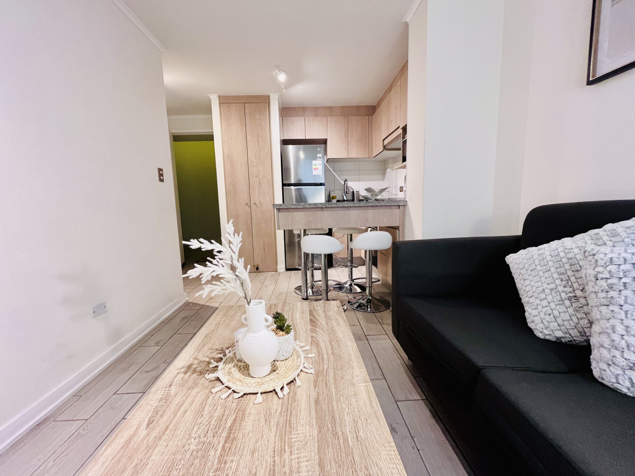 Urban Plaza Yungay | Home Office Laundry Wifi - Santiago