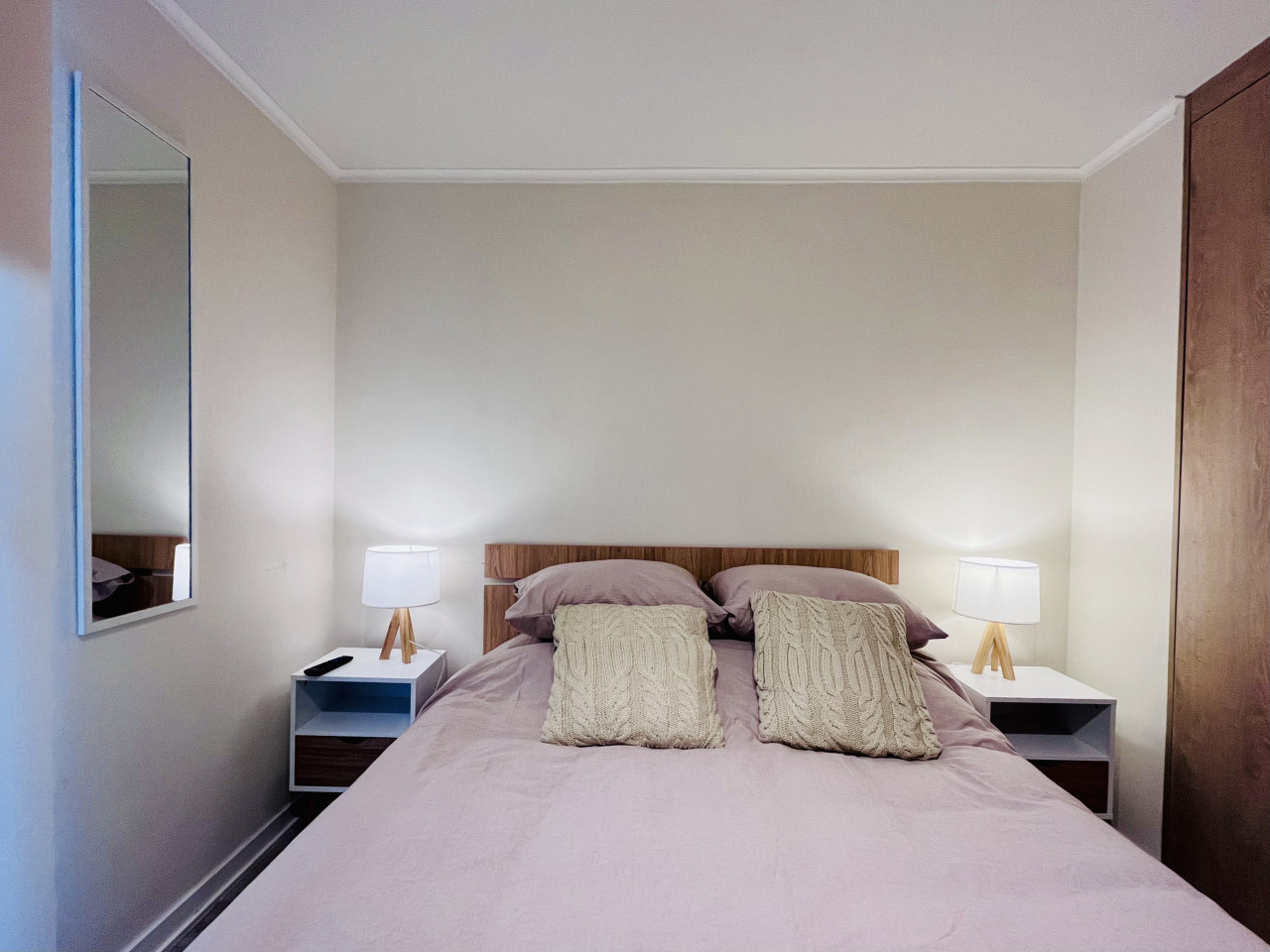 Urban Plaza Yungay | Home Office Laundry Wifi - Santiago