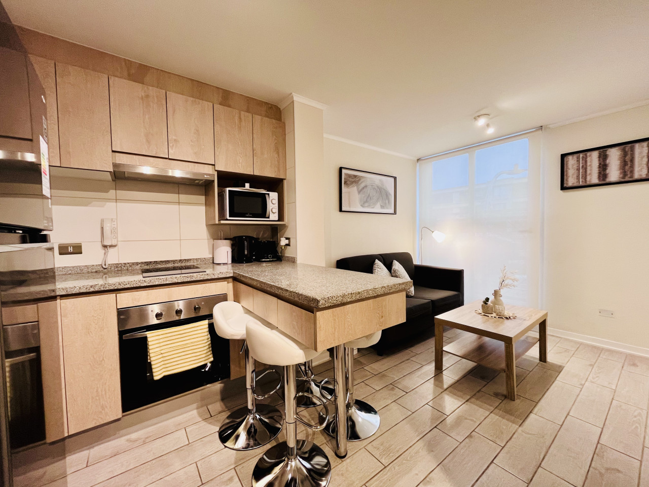 Urban Plaza Yungay | Home Office Laundry Wifi - Santiago