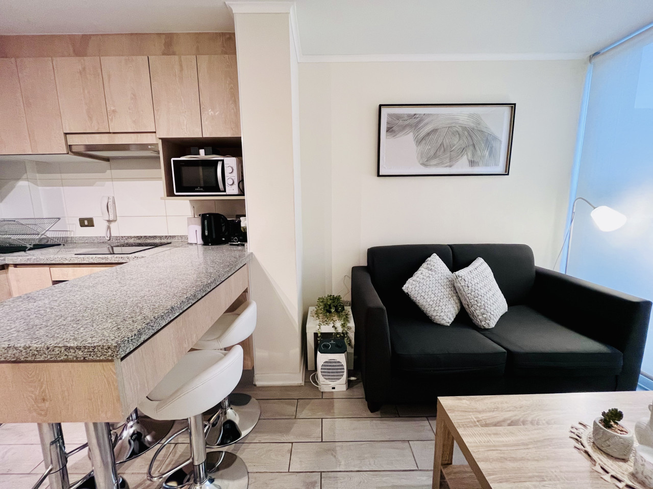 Urban Plaza Yungay | Home Office Laundry Wifi - Santiago