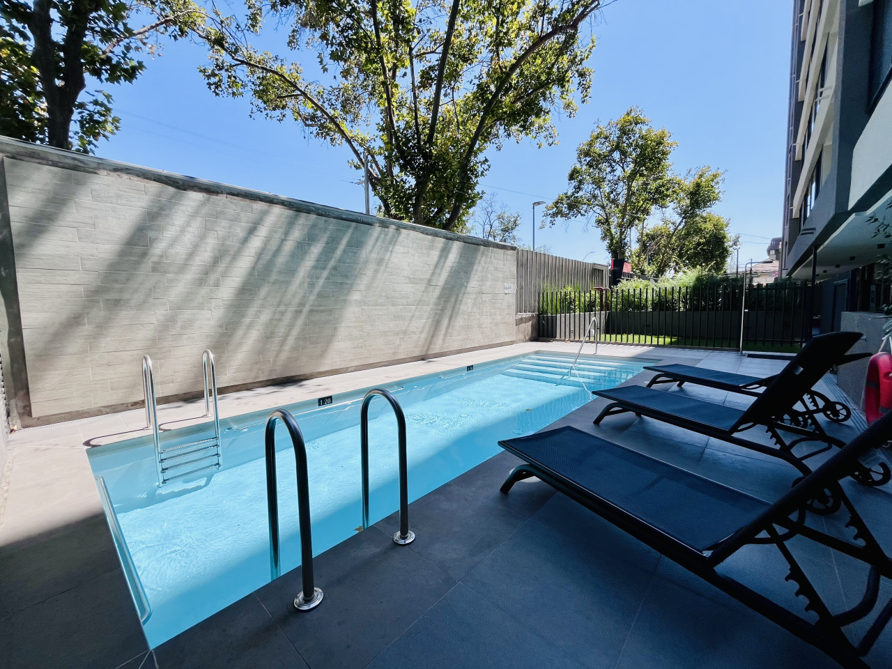 studio-castillo-velasco-gym-laundry-pet-pool-wifi/