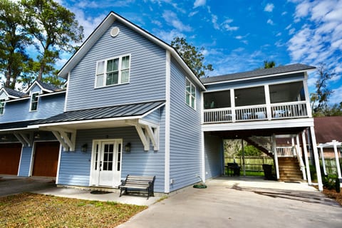 Blue Heron, Wilmington Island, Savannah, Ga ~Free Tybee Parking