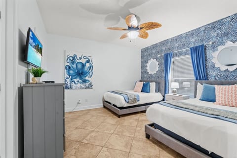 Stunning Ocean Ritz Beachfront Condo – 3BR/3BA!