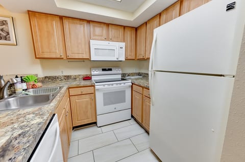Beach Colony 216 - 2 Bedroom