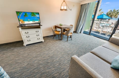 Large Living Area with Amazing Views