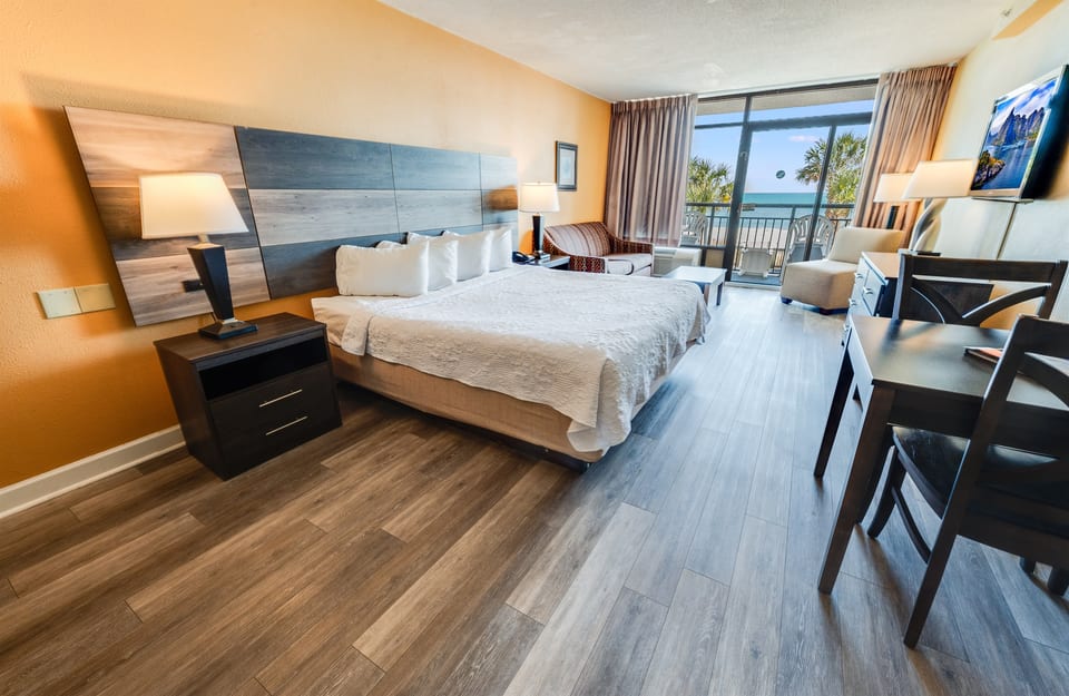 Beautiful Bedroom with Amazing Views