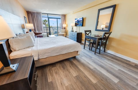 Beautiful Bedroom with Amazing Views