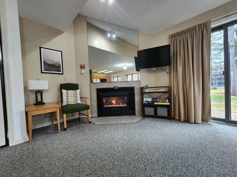 Evergreen Lodge