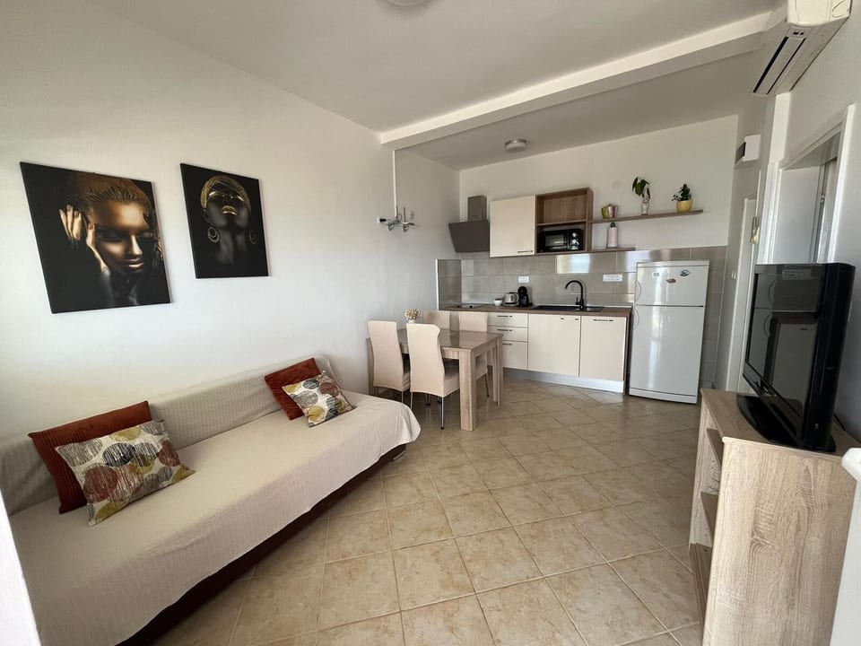 Apartments Dobrila - Unit 376847-13