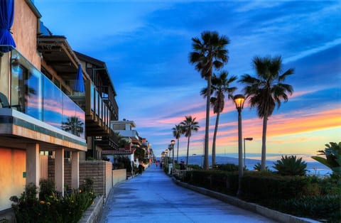 2B1bBEACH/Town/SoFi/POOLHotTub/RoofTOP/View/Patio image 2