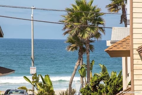 Ocean Front Steps to Mission Beach, Bay, Remodeled