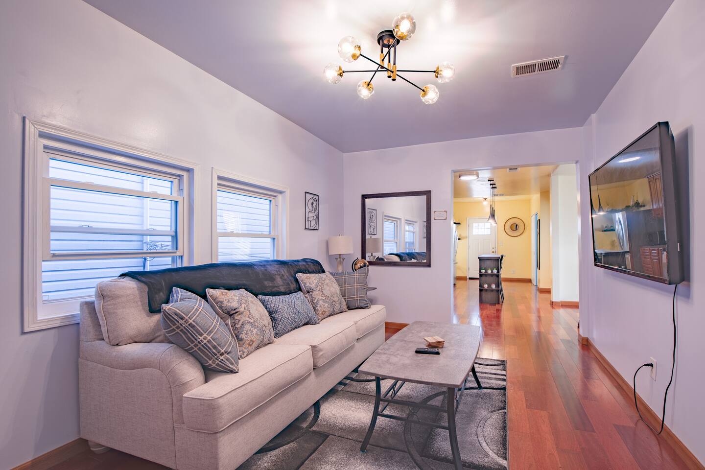 Imagine enjoying your Chicago vacation in this comfortably furnished living room, equipped with a 80-inch smart TV, you will be able to enjoy movie nights, sports games, and more with family & friends. Comes with Netflix included. 