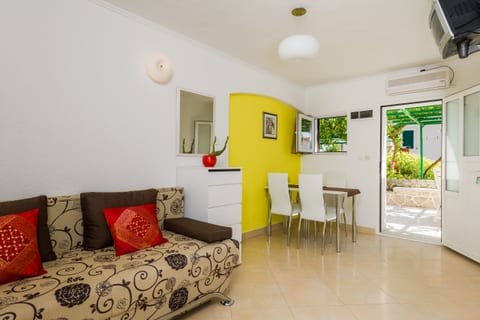 Apartments Nada - Unit 370330-13