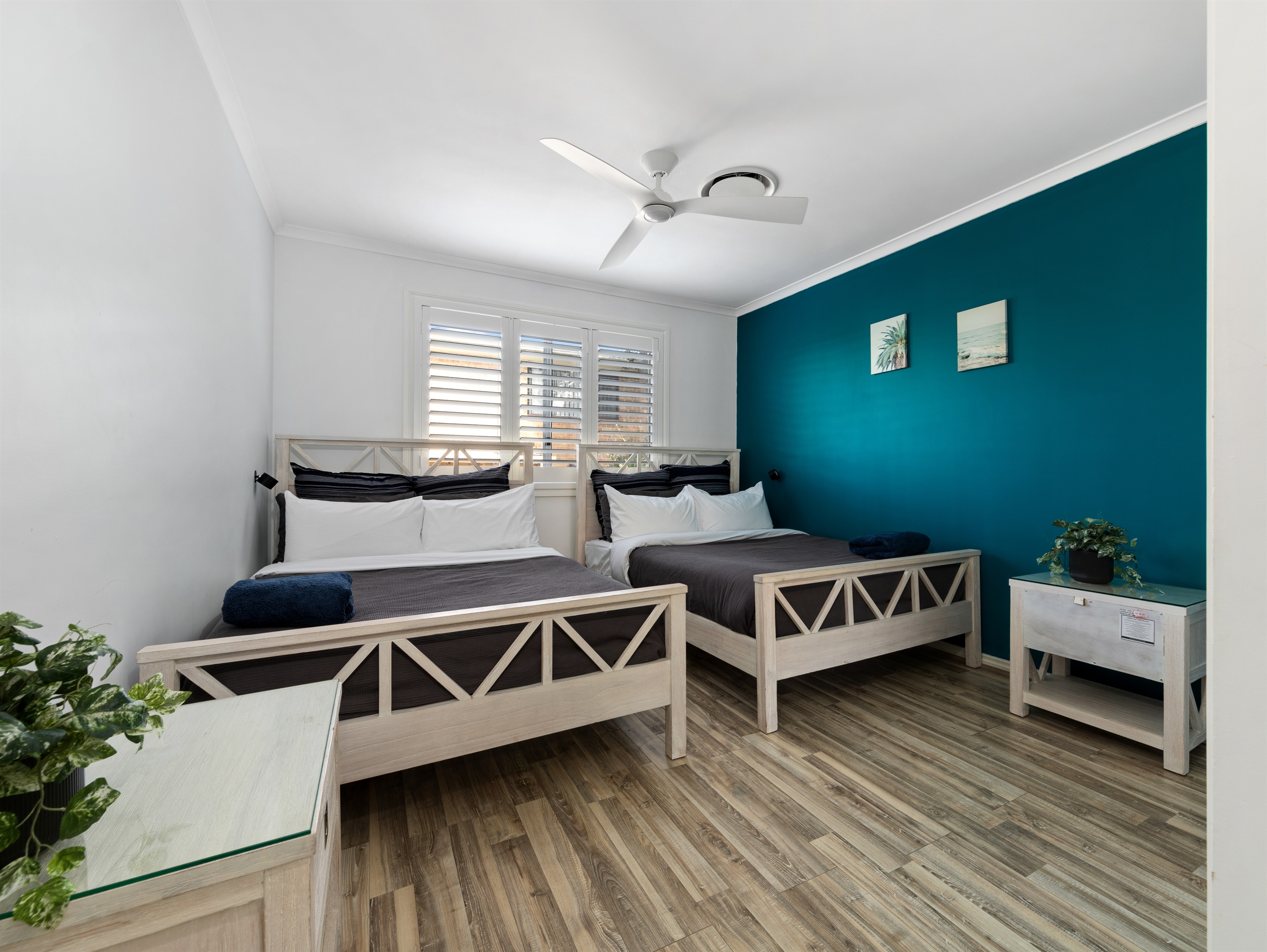 Skyes Beach House - Upstairs Accommodation - Malua Bay