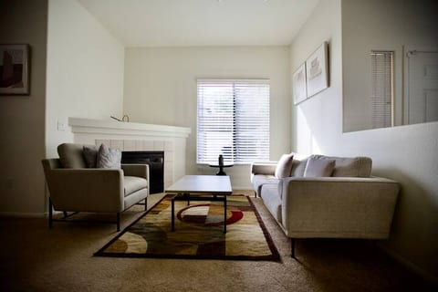 Stunning Mountain Edge Condo