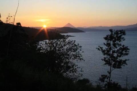New apartment for 4 (astonishing view of the Lake)