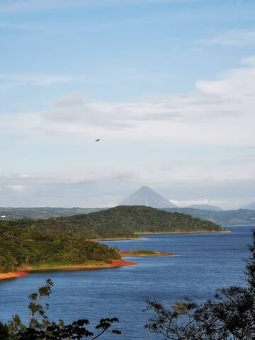 New apartment for 4 (astonishing view of the Lake)