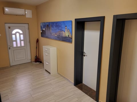 Apartments Leonardo - Unit 376856-13